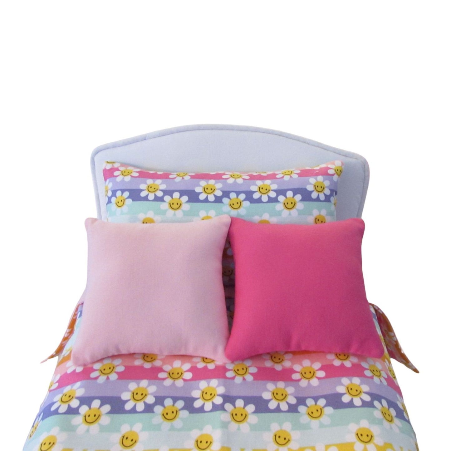 18-Inch Doll Bedding Set with Bedspread & Pillows