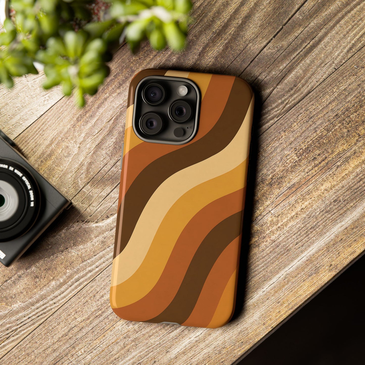 Retro Wave Stripes iPhone Case – 70s-Inspired Earth Tone Swirl Design