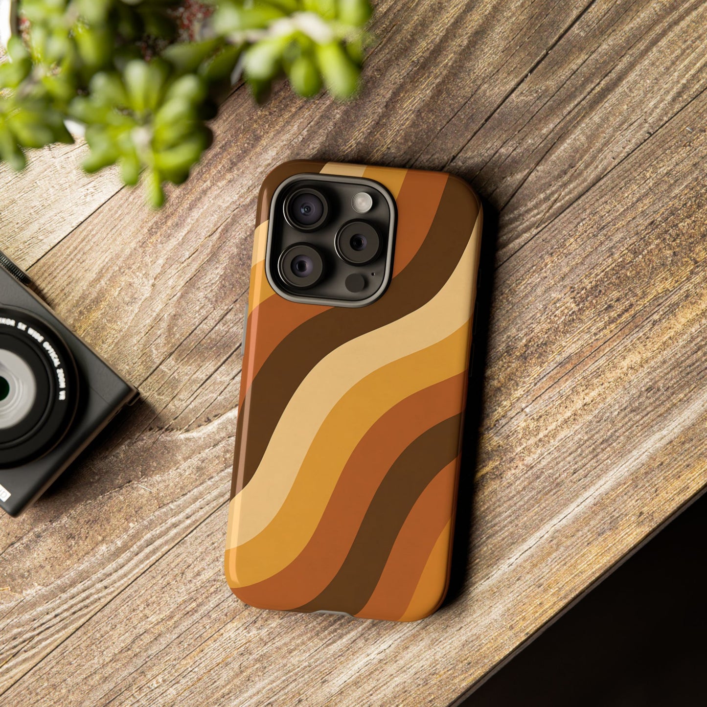 Retro Wave Stripes iPhone Case – 70s-Inspired Earth Tone Swirl Design
