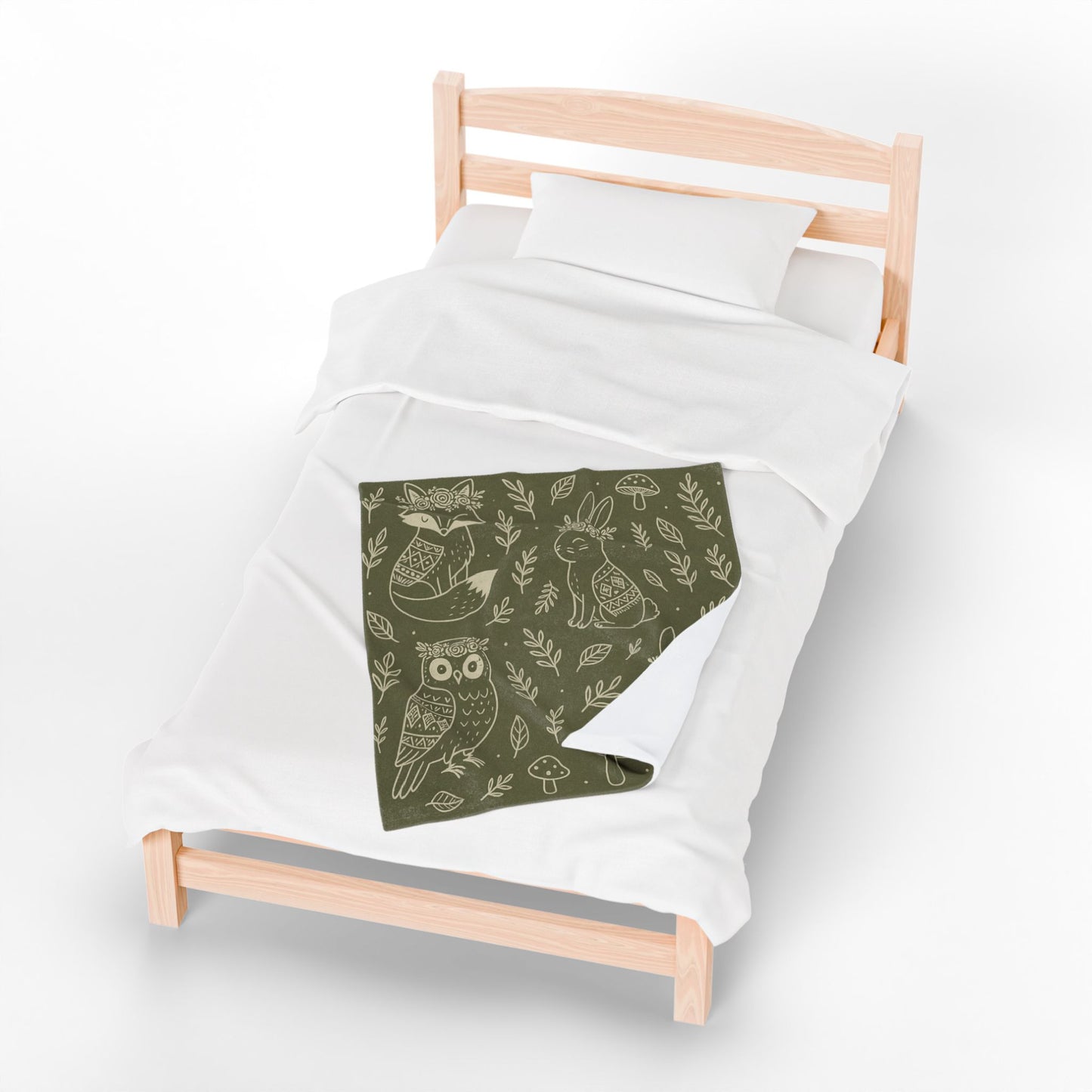 Boho Woodland Animal Velveteen Plush Blanket – Forest Green