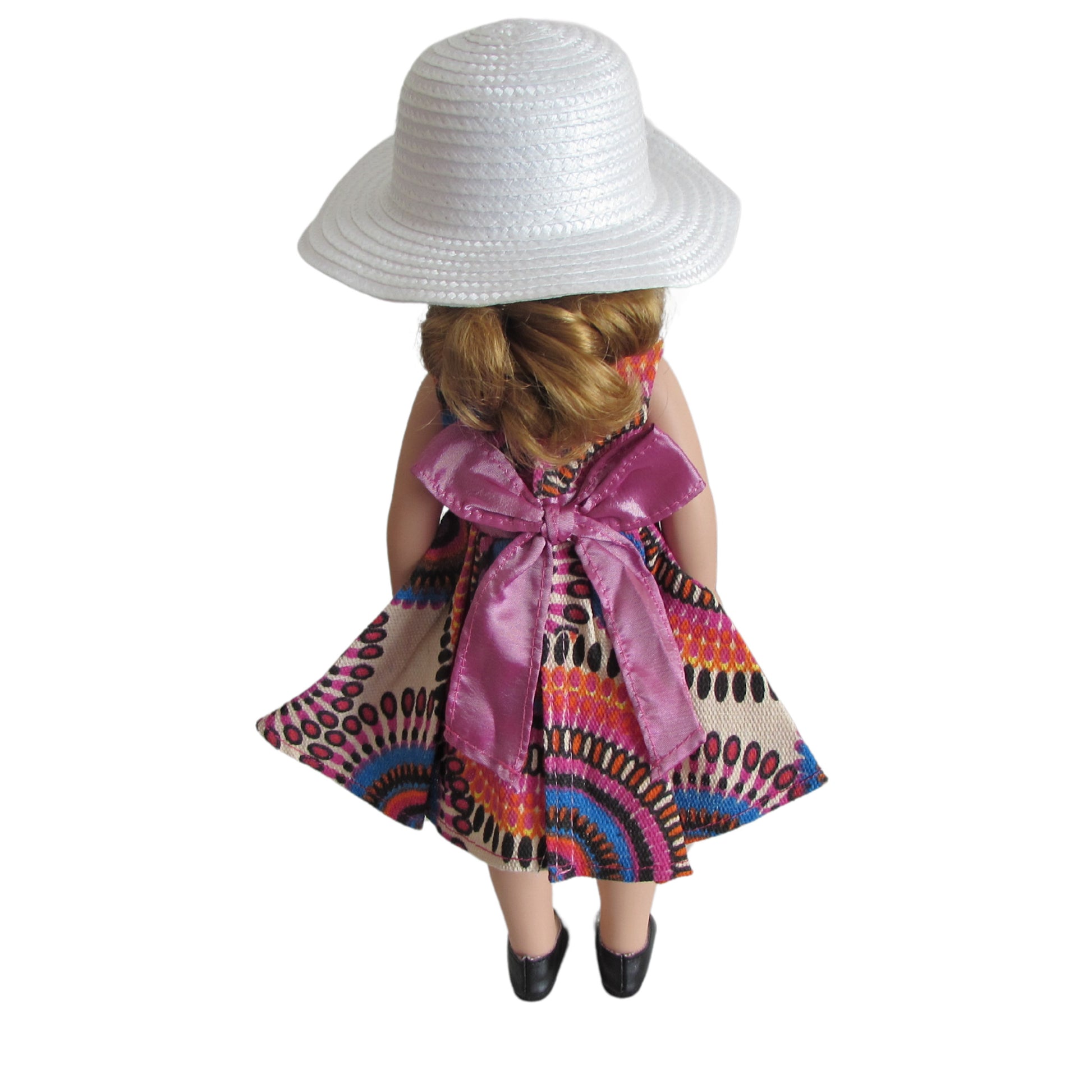 Pattern Dress with Hat for 14 1/2-inch dolls with doll Back view