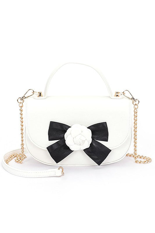 White Camellia Flower Top Handle Swing Bag Front