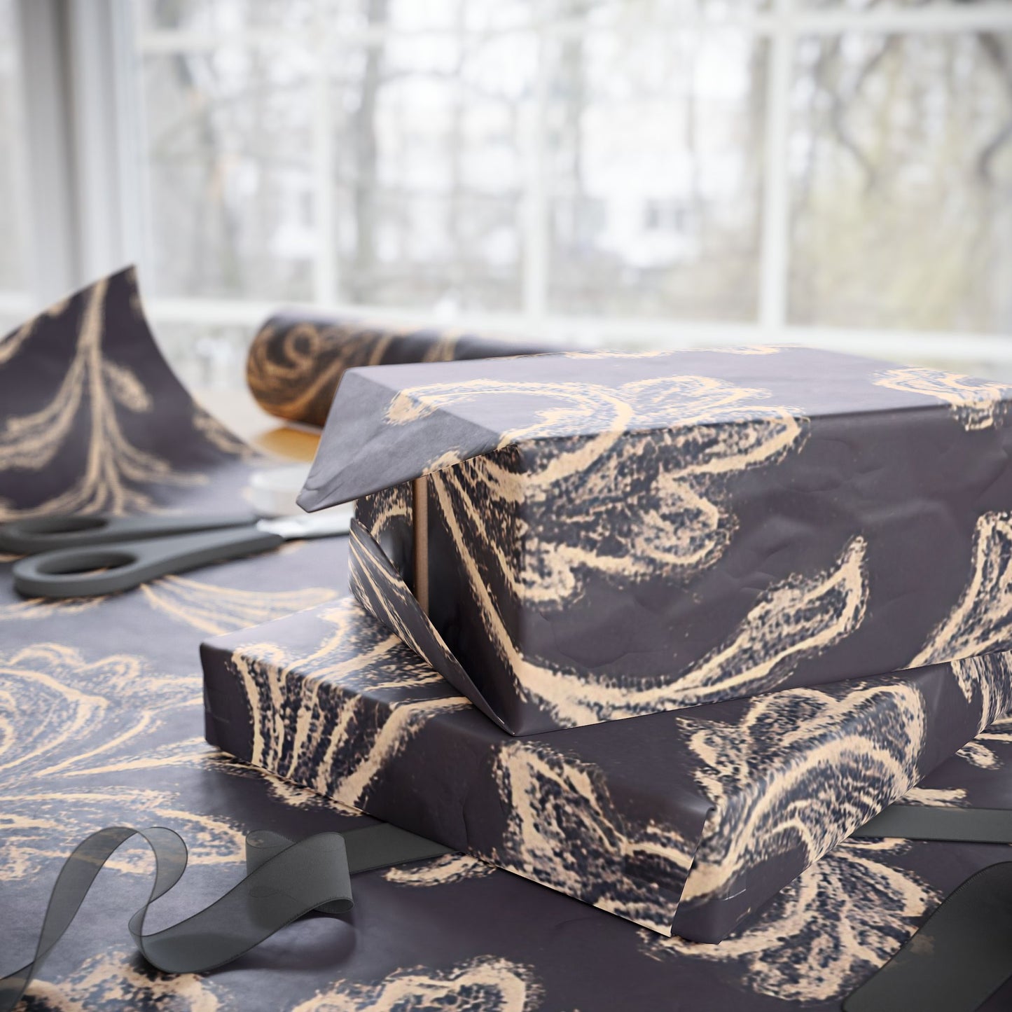 Elegant Floral Damask Wrapping Paper – Luxe Vintage-Inspired Gift Wrap in Glossy or Matte