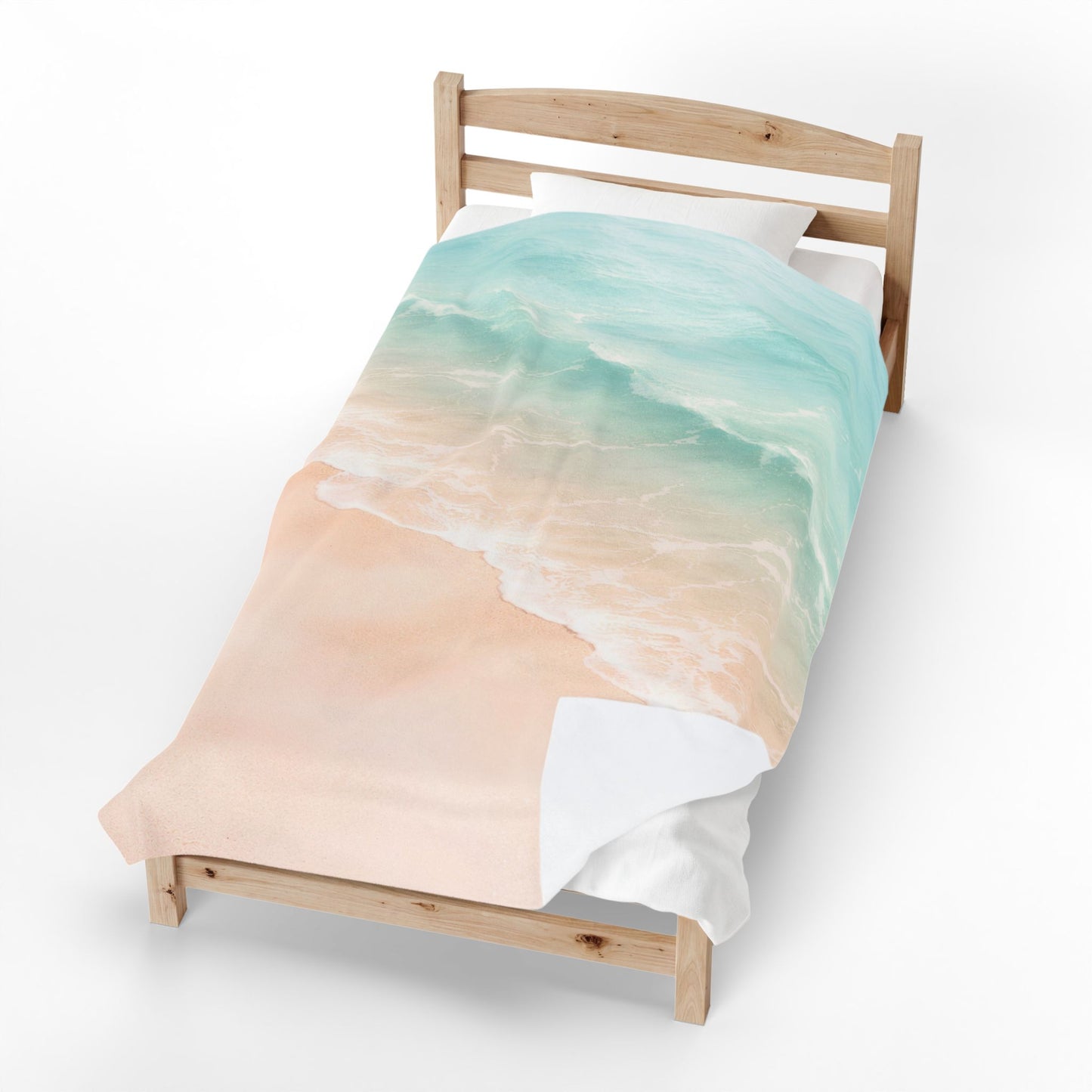 Beach Waves Velveteen Plush Blanket — Soft Pastel Ocean Shore Throw