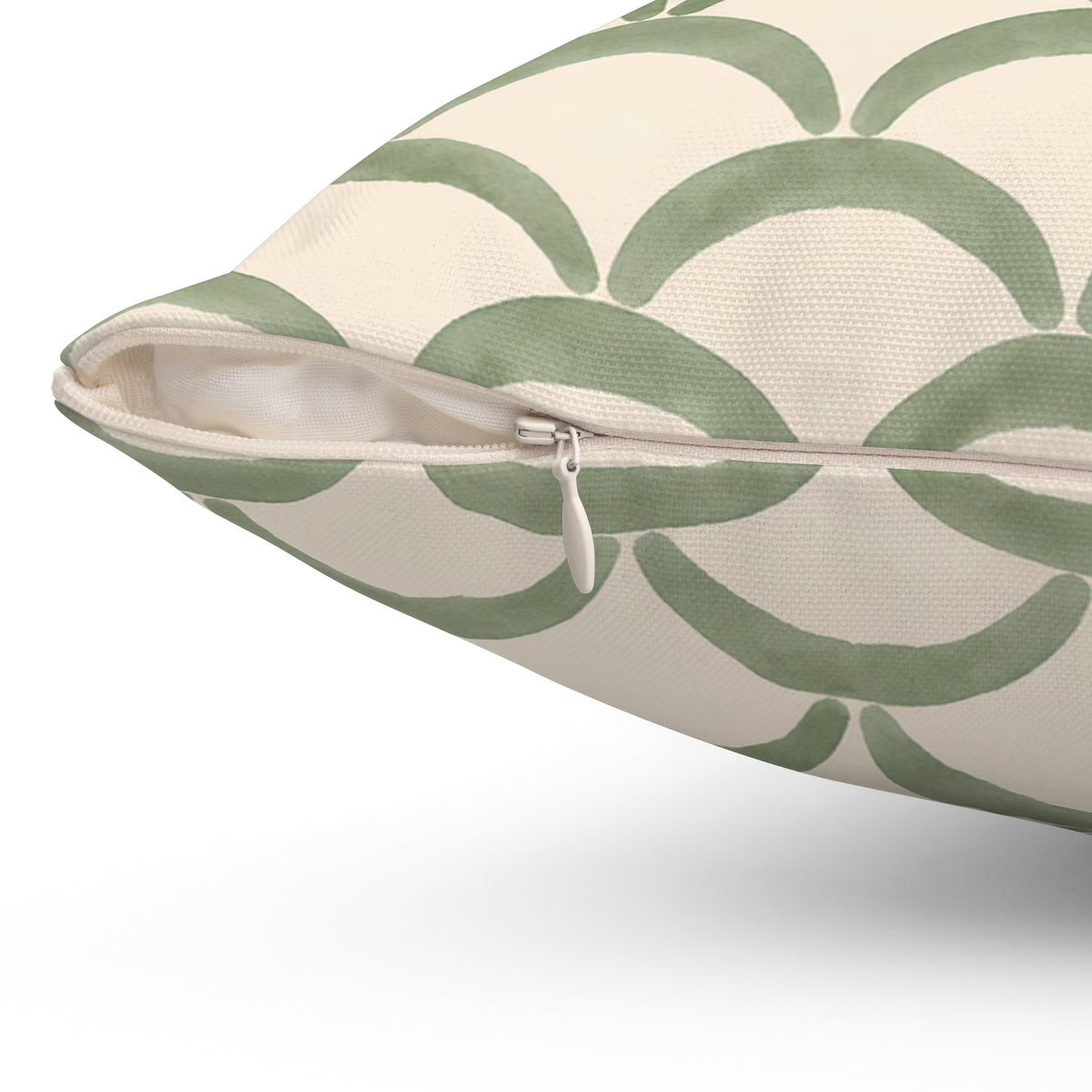 Green Scallop Pattern Decorative Pillow
