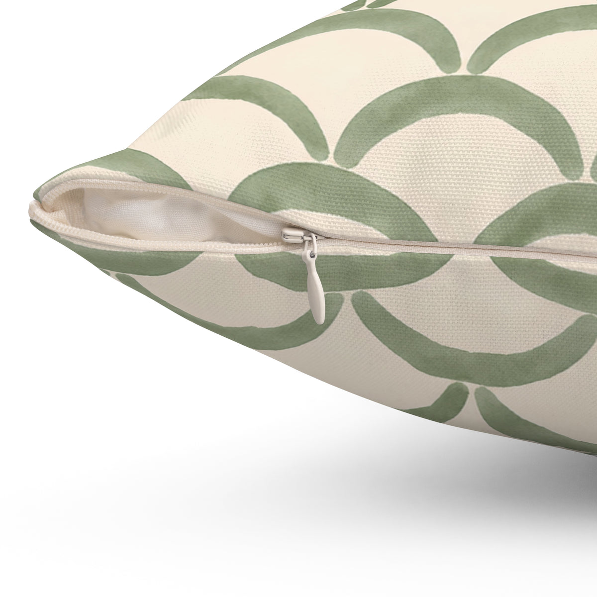 Green Scallop Pattern Decorative Pillow