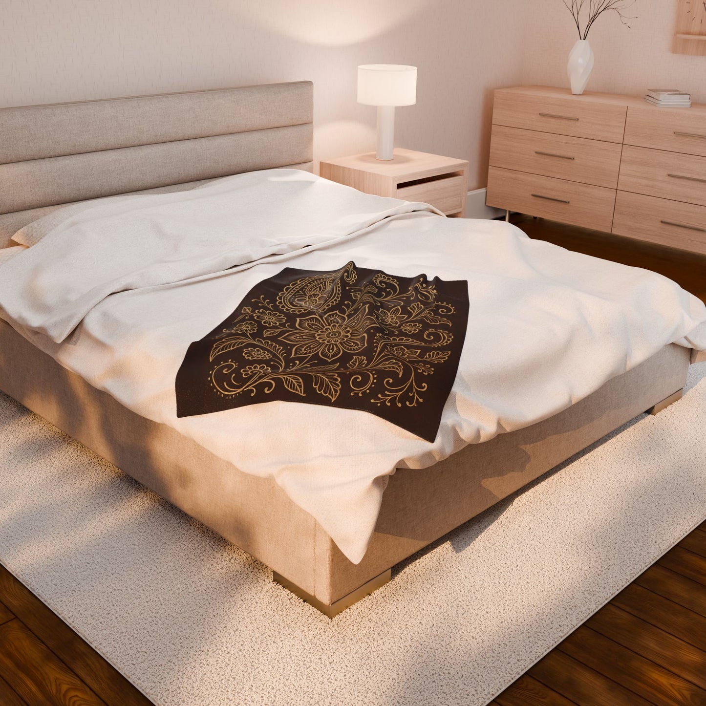Elegant Boho Floral Paisley Velveteen Plush Blanket – Dark Brown & Cream