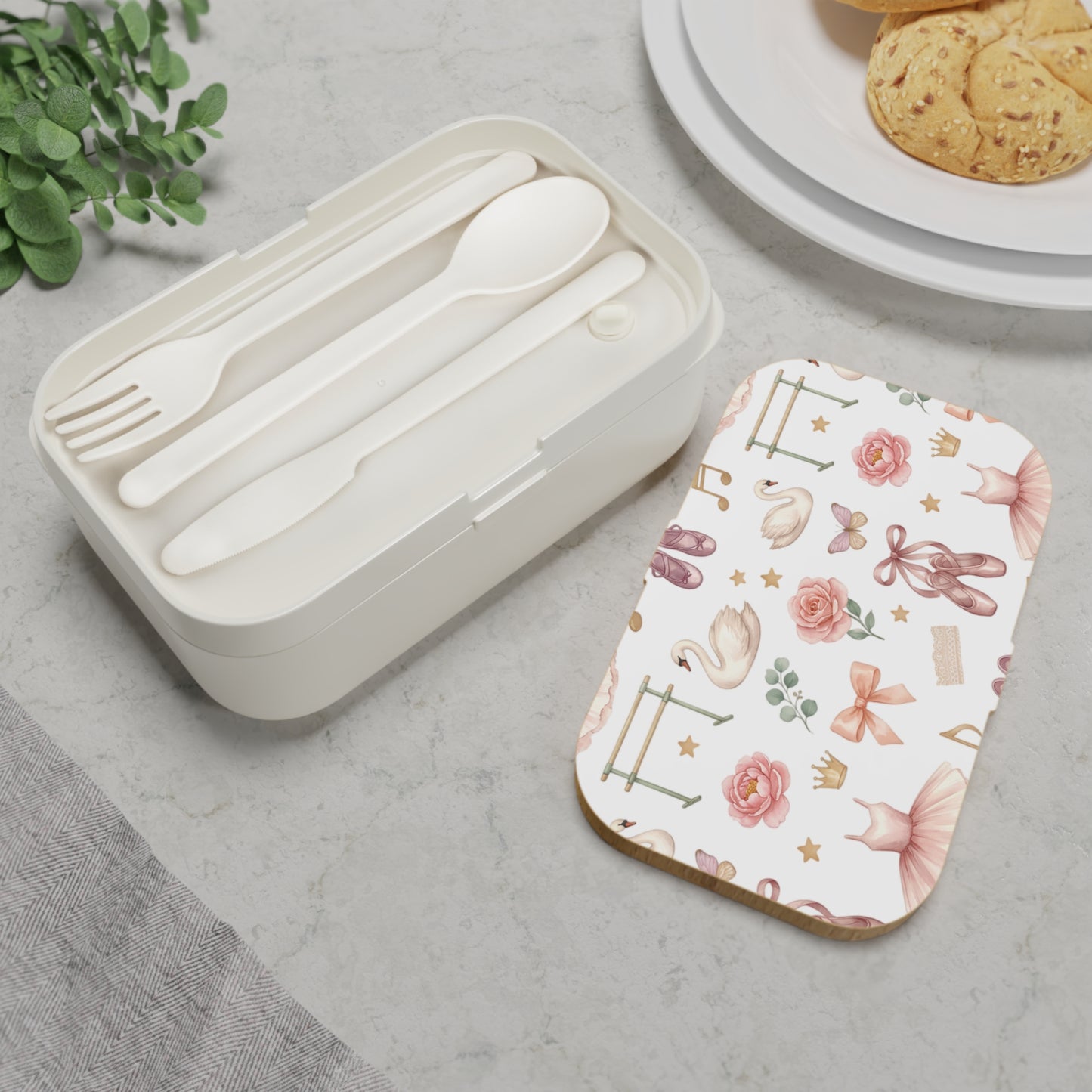 Ballet-Themed Bento Lunch Box – Swan, Tutu & Ballerina Accessories Pattern