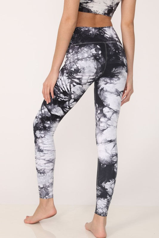 Black Dani Tie Dye Leggings Back view