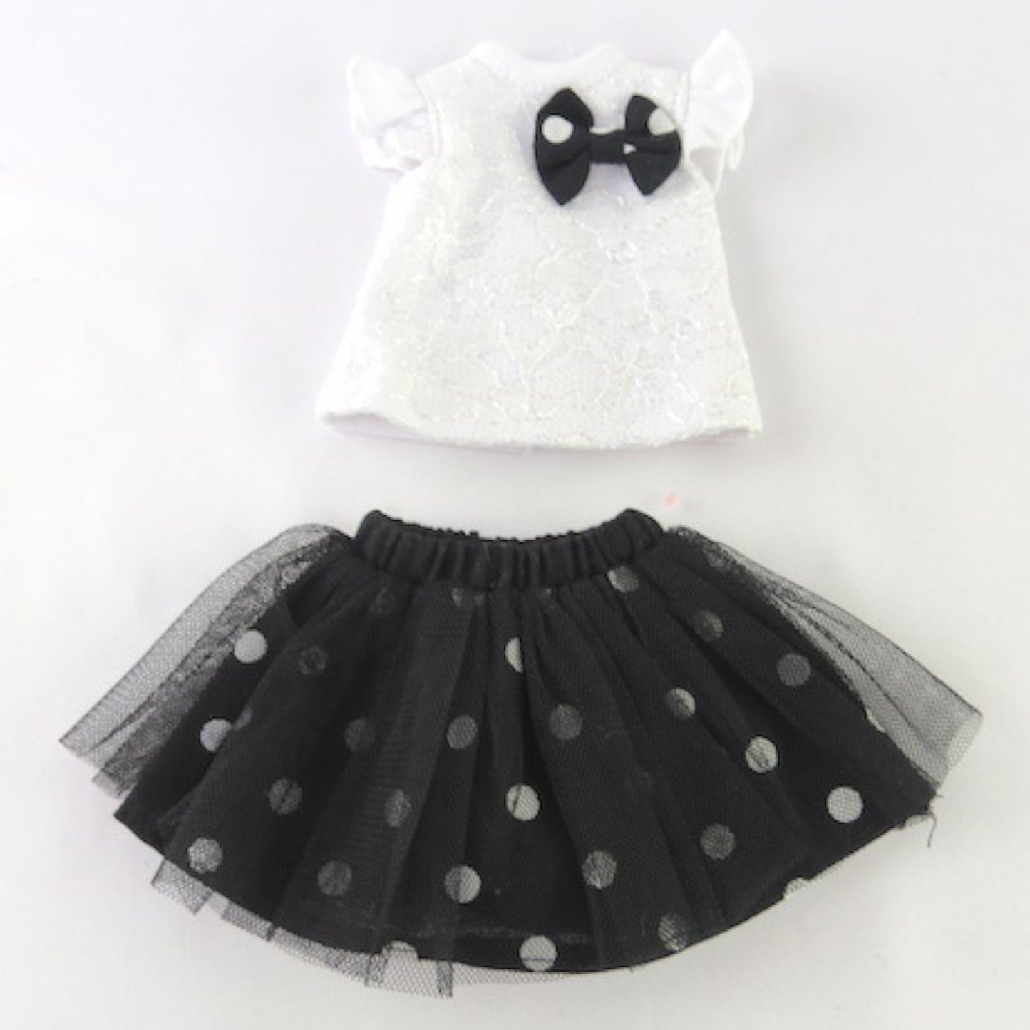 Black and White Polka Dot Skirt Set for 14 1/2-inch dolls Flat