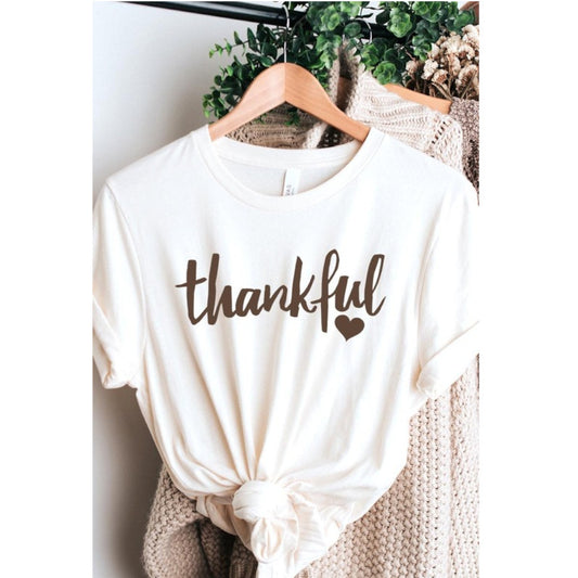 Vintage White Thankful Heart Graphic Tee
